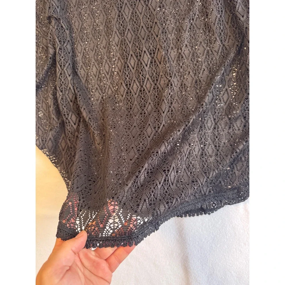 Boho Catalina Swim Cover Up Women Medium Black Crochet Lace Geometric Kaftan‎